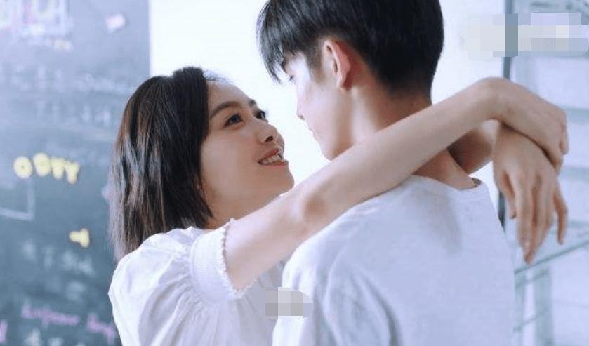 衣服上柏树油用什么可以洗掉？游戏画面